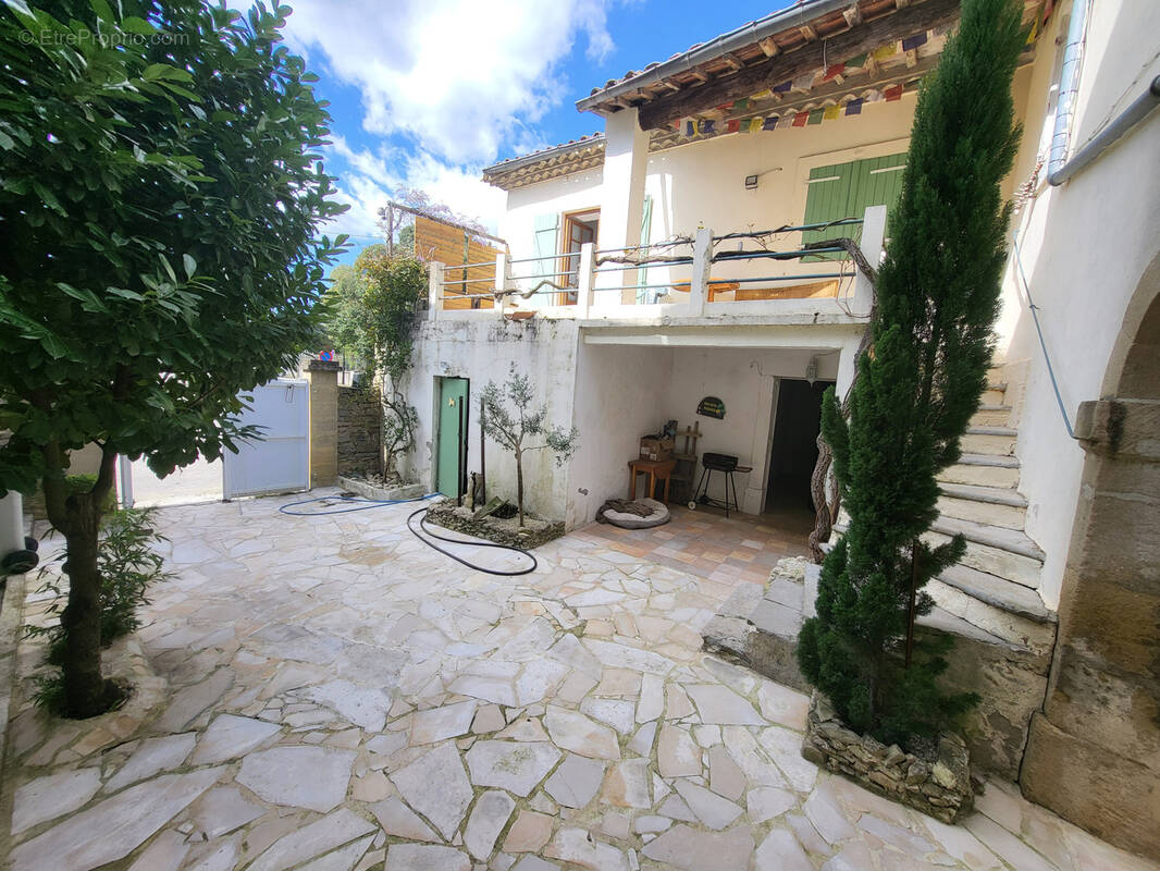 Maison à SAINT-CLEMENT