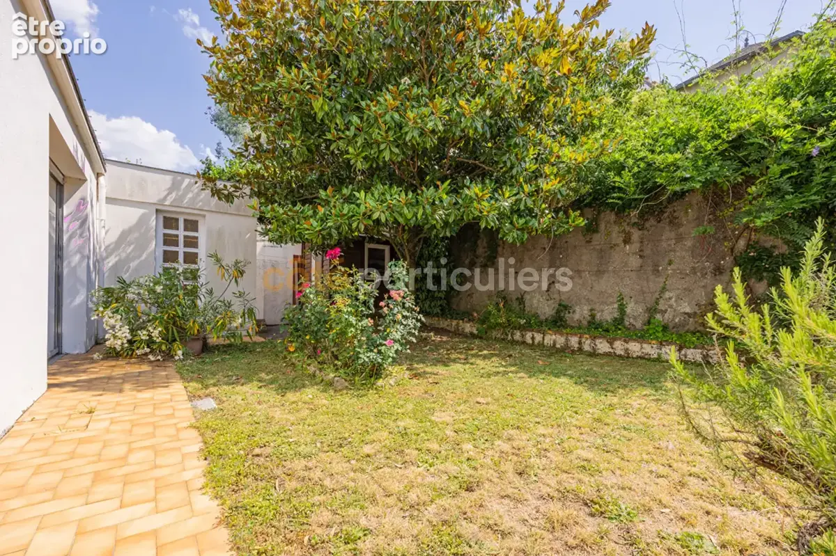 Saint-pasquier - - impasse - - maison 118m2 habitables - - double garage  - - calme - - jardin - - 3 chambres - photo 8