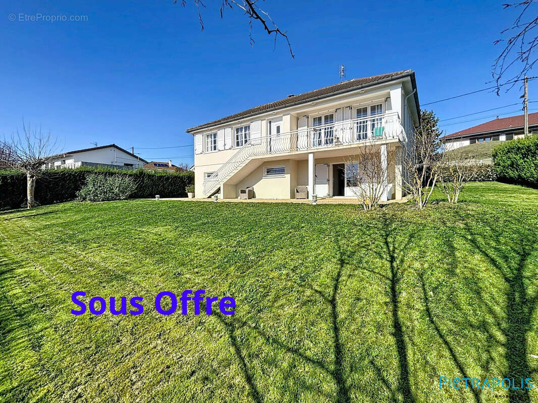 Maison à PONTCHARRA-SUR-TURDINE