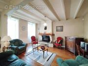 Maison à BRIVES-SUR-CHARENTE