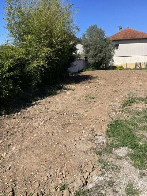 Terrain 453 m² à Toussieu  - photo 4