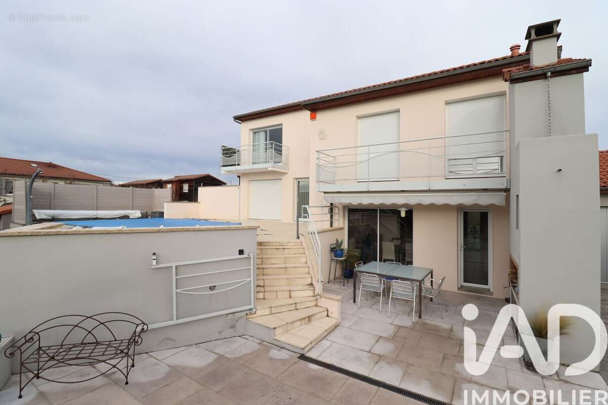 Photo 3 - Maison à SAINT-BEAUZIRE