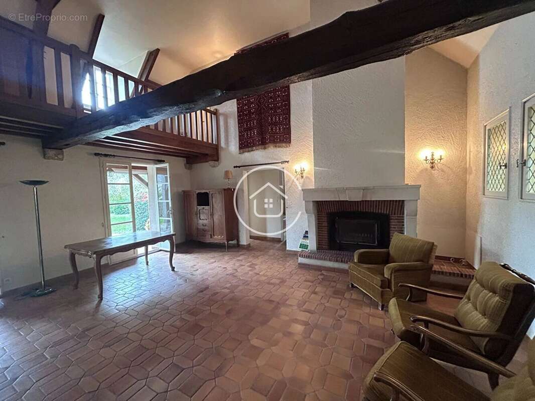 Maison à VILLEBAROU