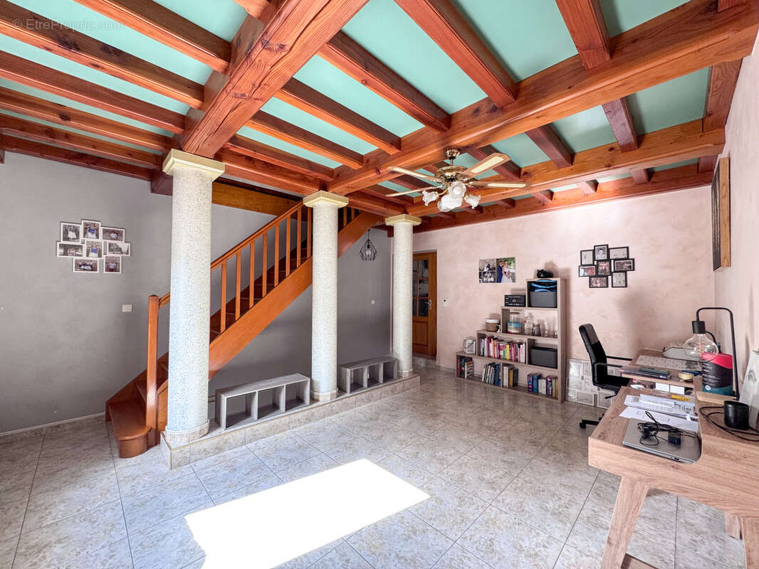 Maison à SAINT-PIERRE-DE-BOEUF