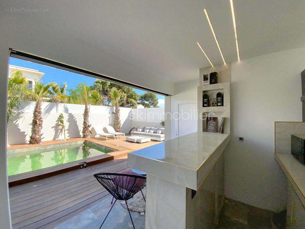 Villa contemporaine - grau d agde - piscine chauffee  et garage - - photo 16