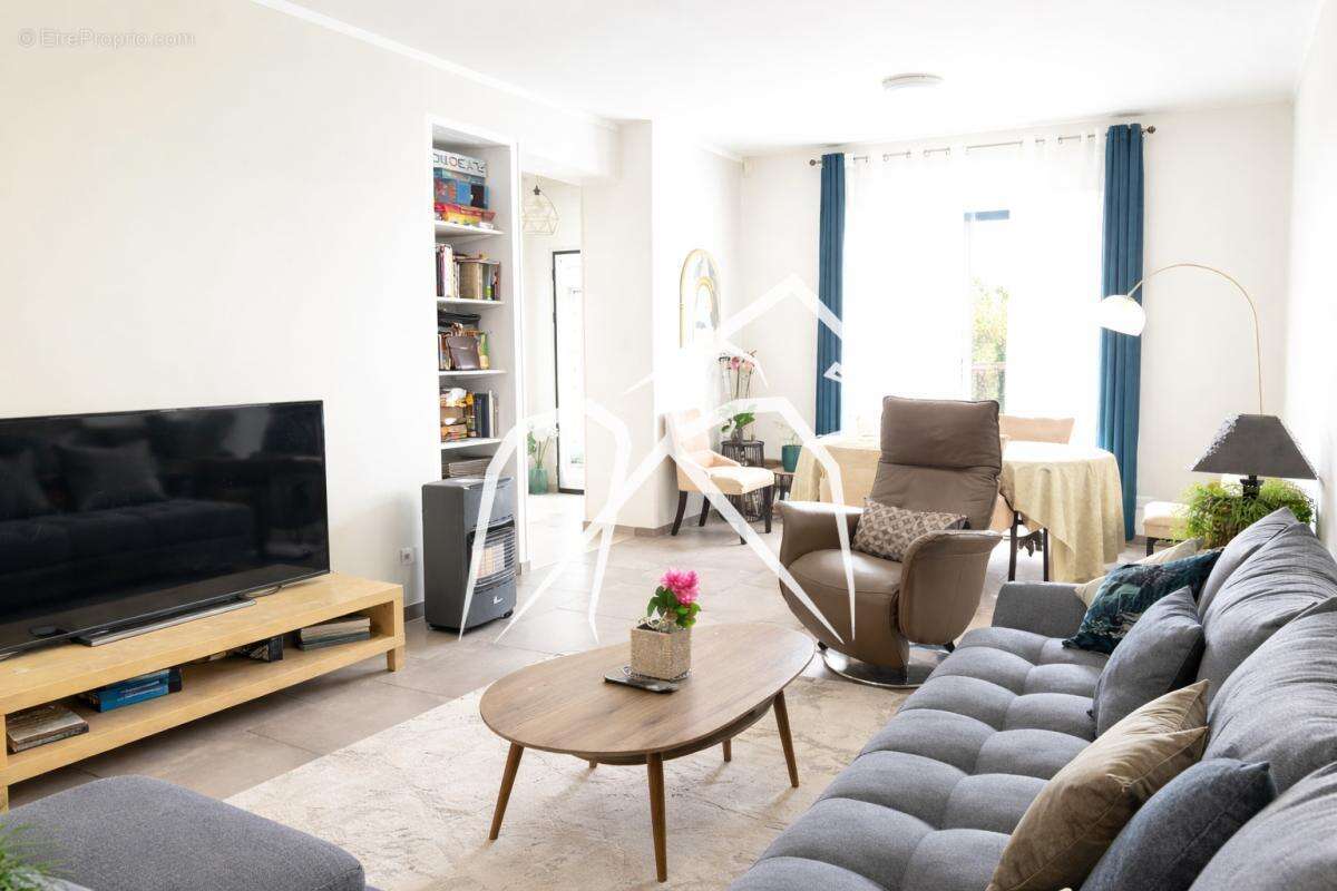 Maison à DEVILLE-LES-ROUEN