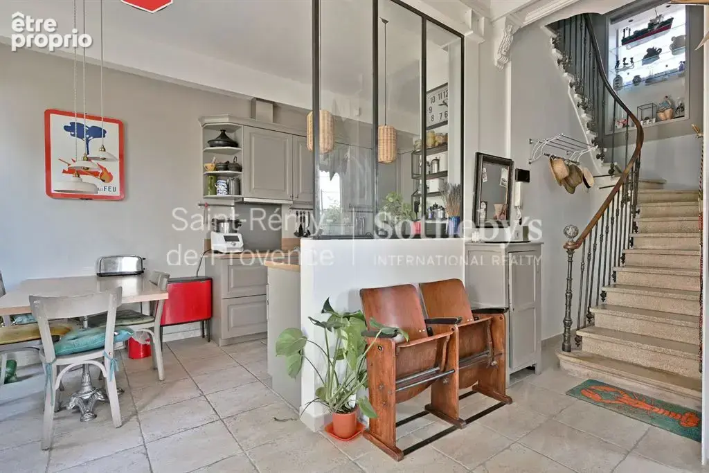 Maison de maître, écrin de verdure et vue panoramique sur Avignon - photo 10