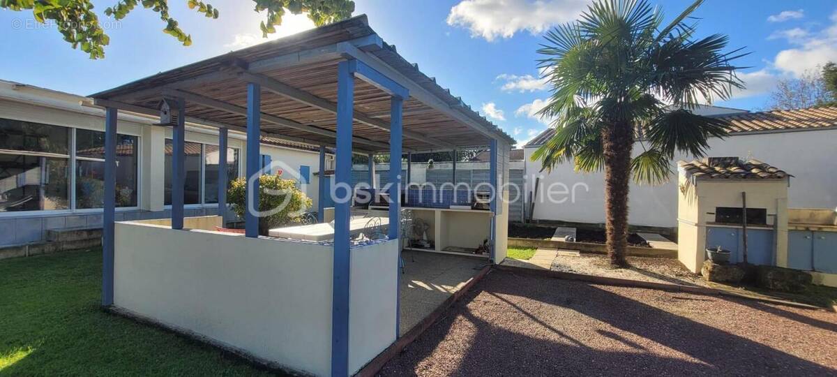 Maison à LES MATHES