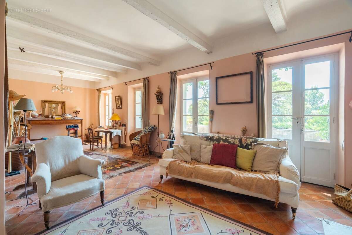 Maison à CADENET