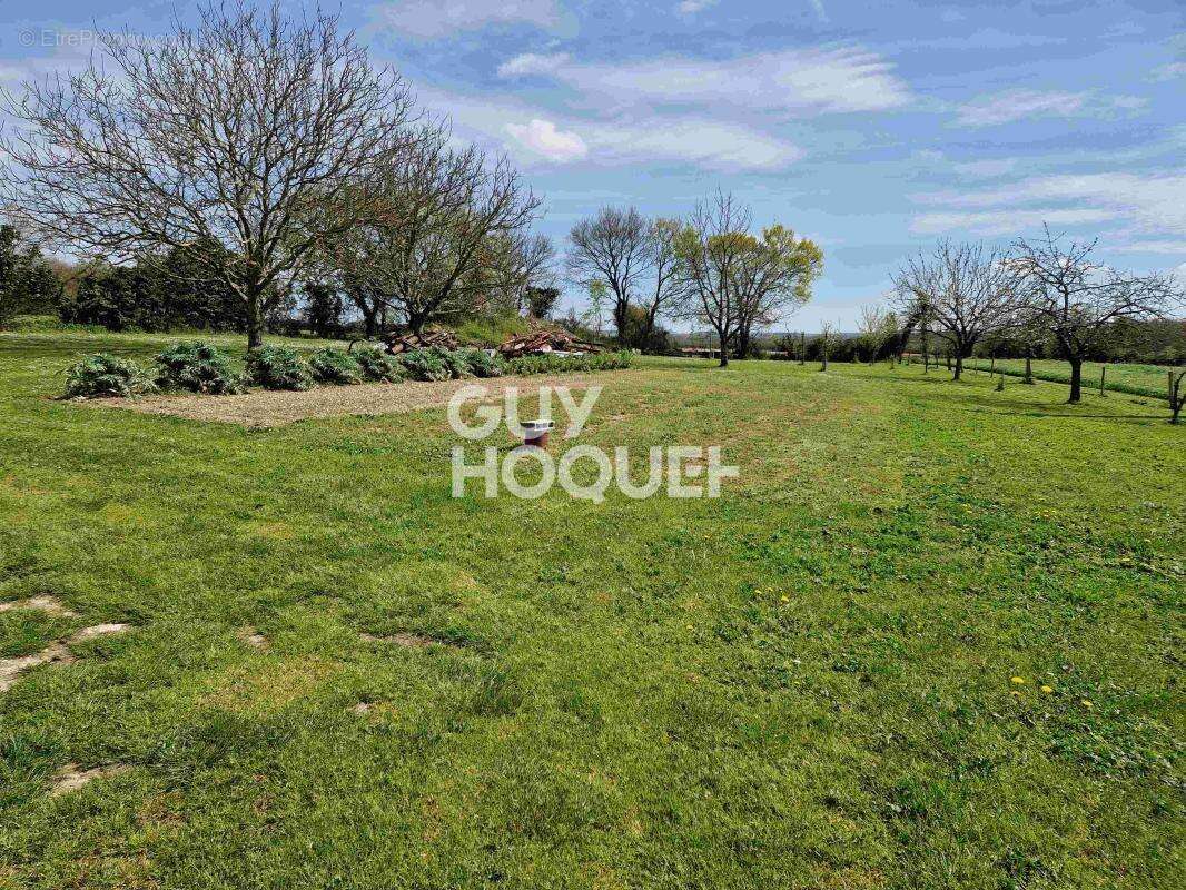 Maison à BREUIL-LA-REORTE