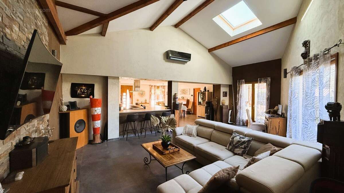 Maison à CHARVIEU-CHAVAGNEUX