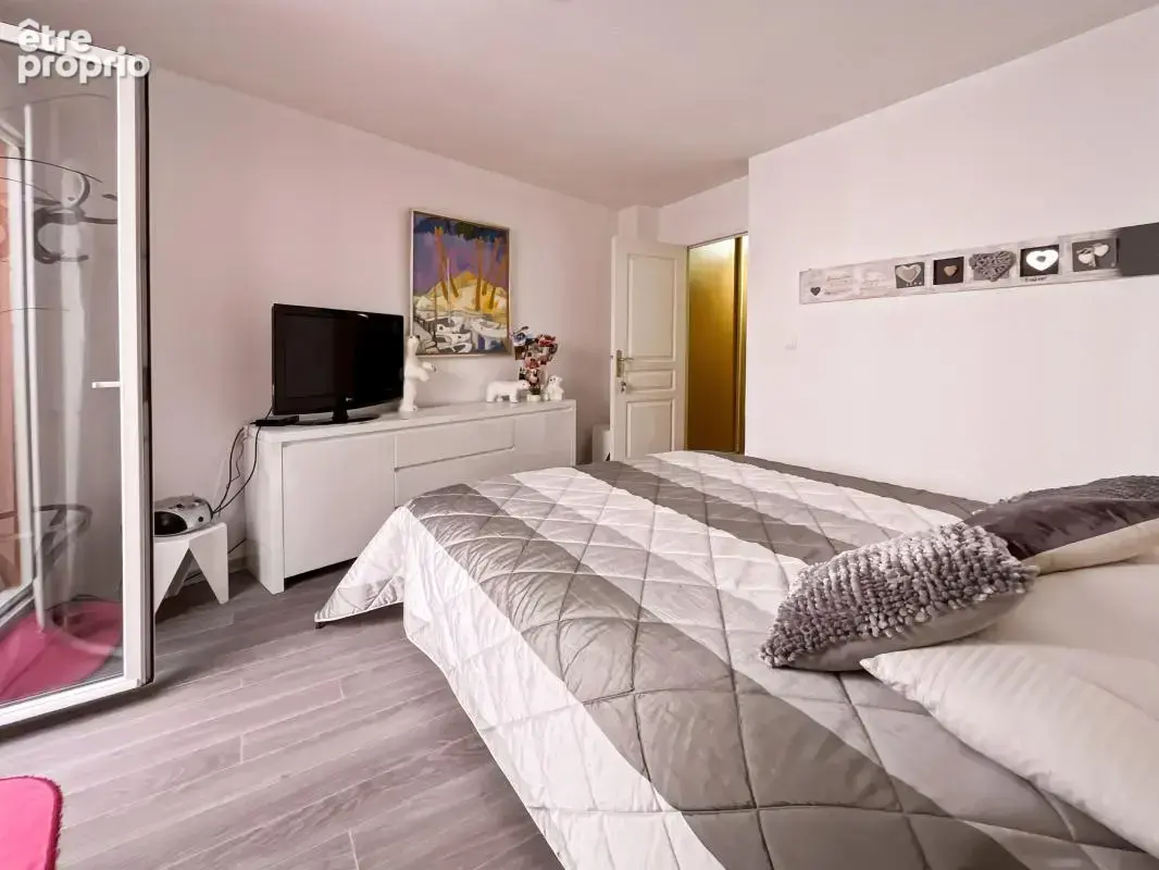 Maison atypique avec terrasse et stationnement – Béziers Centre - À Vendre - photo 29