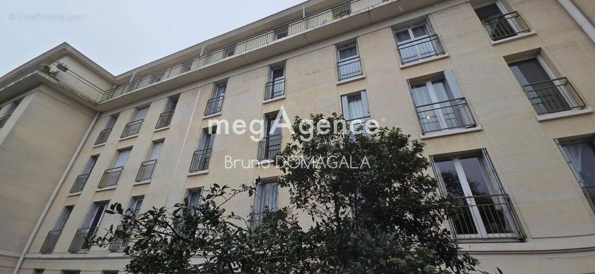 Appartement à VERSAILLES