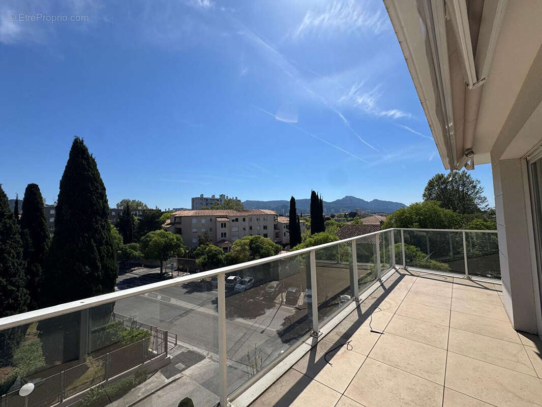 Appartement à MARSEILLE-9E