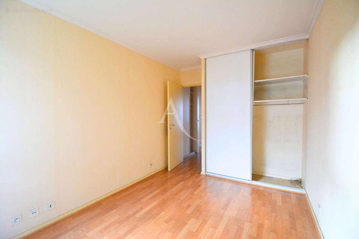 Appartement à LE KREMLIN-BICETRE