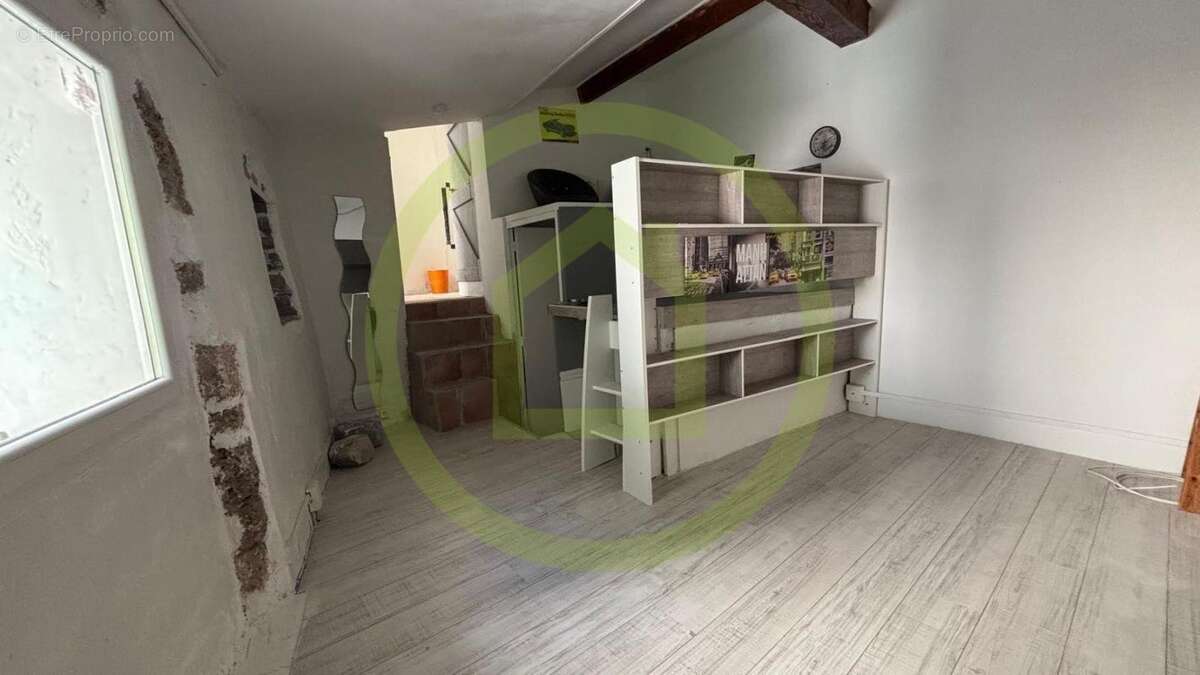 Maison à TOUET-SUR-VAR