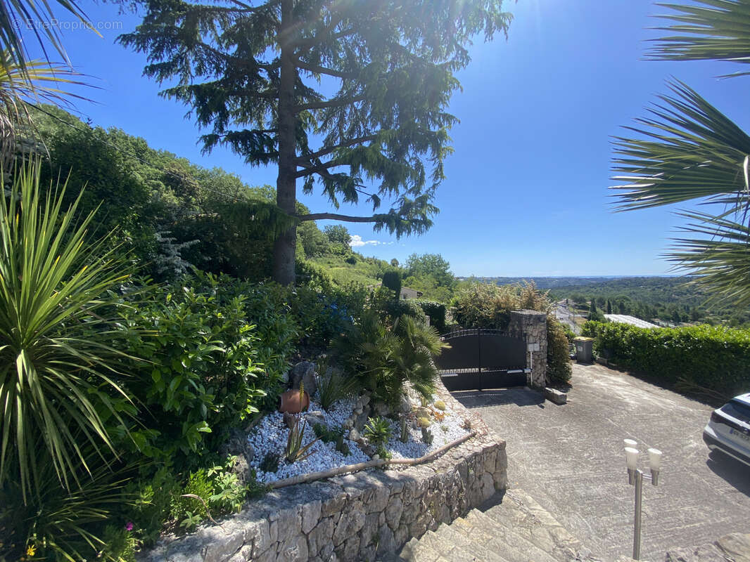 Maison à SAINT-JEANNET