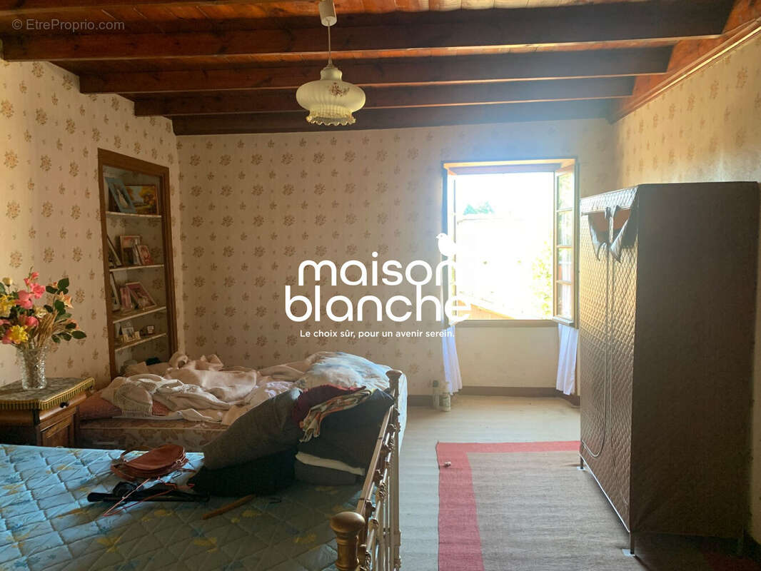 Maison à MAUZE-SUR-LE-MIGNON