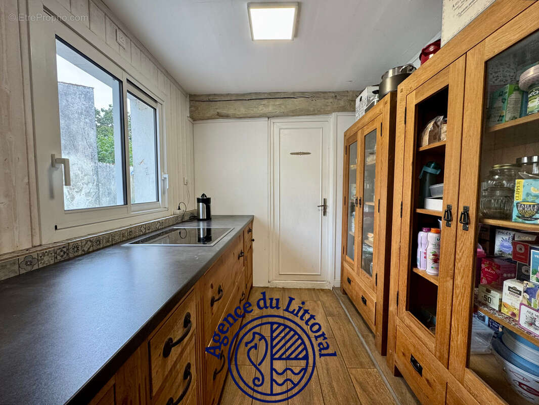 Maison à CORME-ROYAL