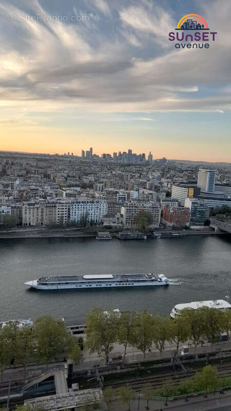 Appartement à PARIS-15E
