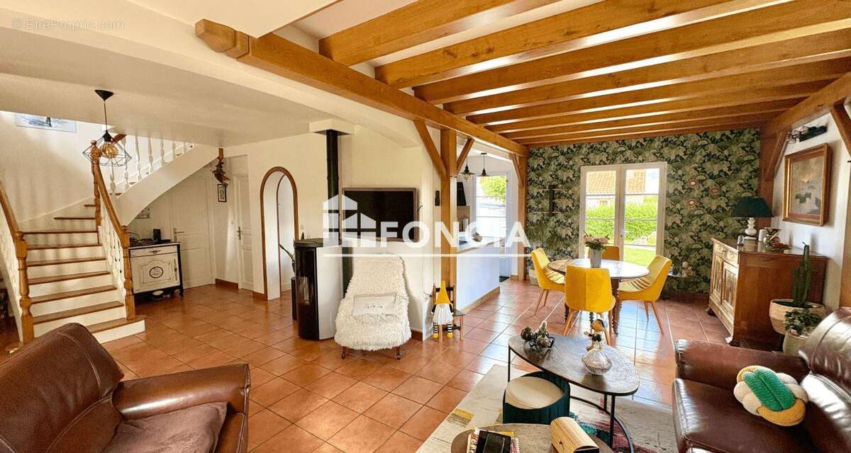 Maison à BUXEROLLES