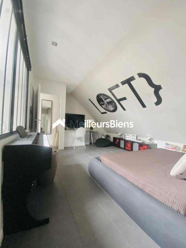 Maison à MERY-SUR-OISE