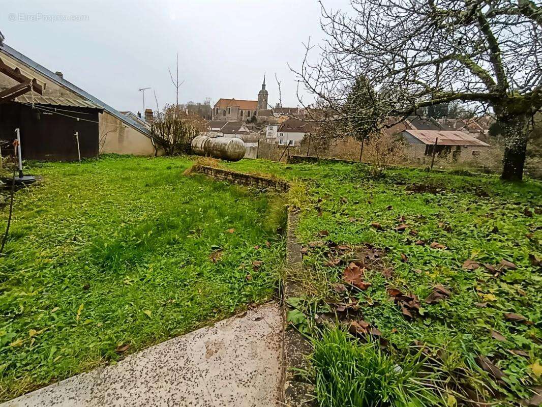 Maison à CHAMPSEVRAINE