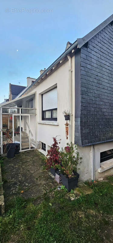 Maison à ERGUE-GABERIC