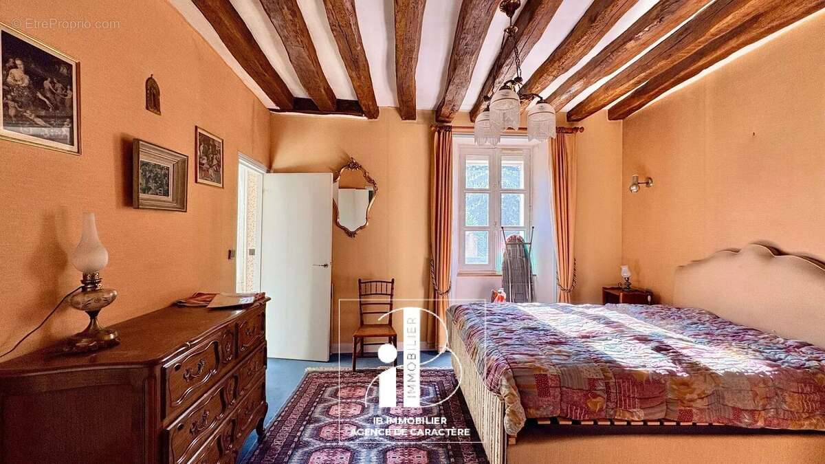 Appartement à FONTAINEBLEAU