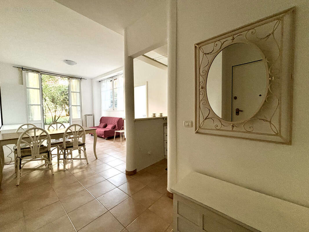 Appartement d’Exception au Cœur d'une Villa en Bord de Mer - photo 5