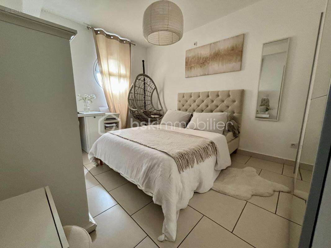 Appartement à SAINTE-SUZANNE