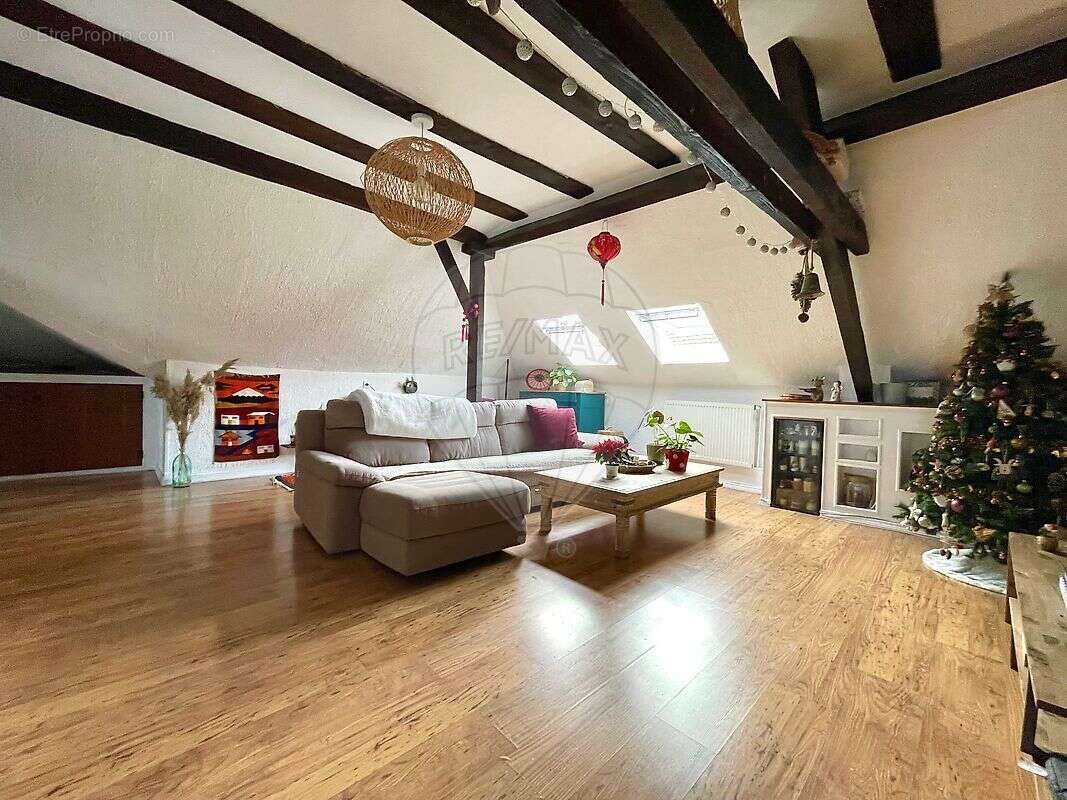 Appartement à MOULINS-LES-METZ