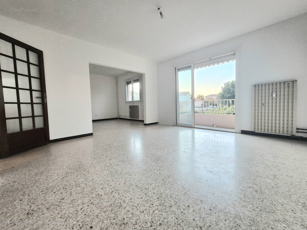 Appartement à HYERES