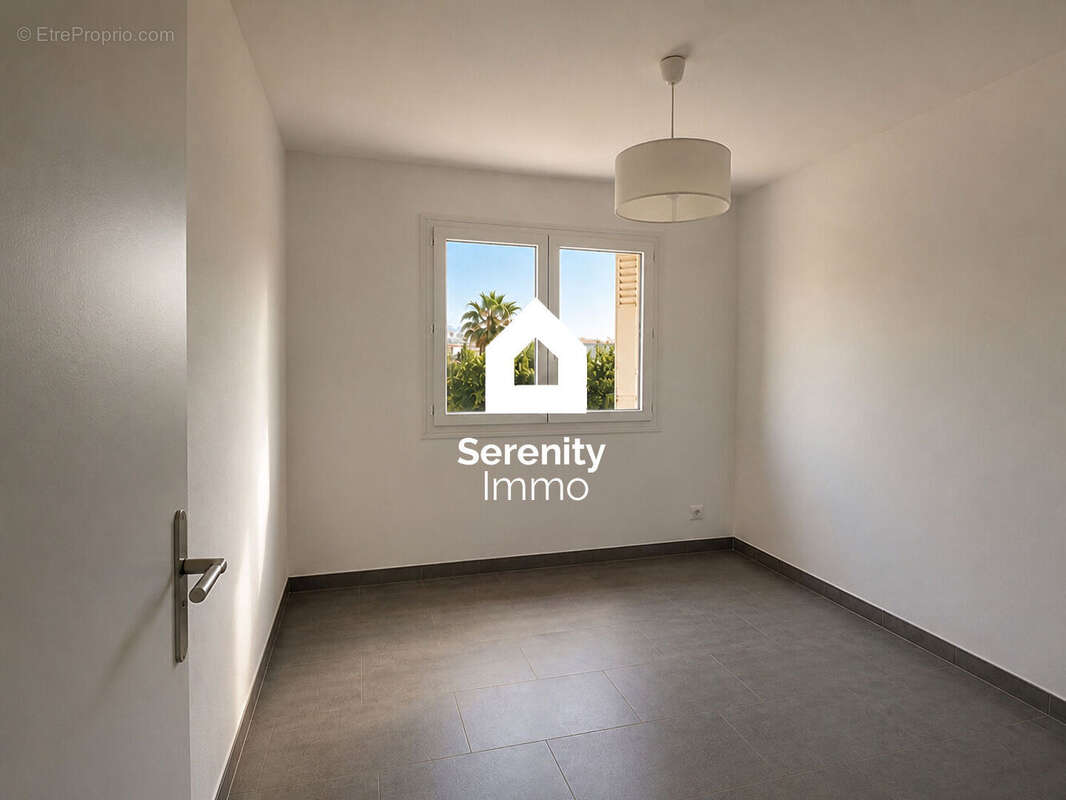 Appartement à MARSEILLE-14E