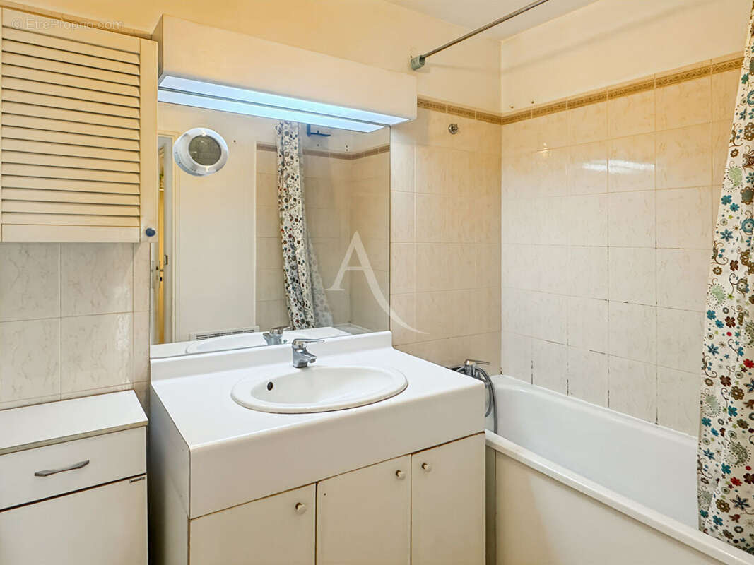 Appartement à MAISONS-ALFORT