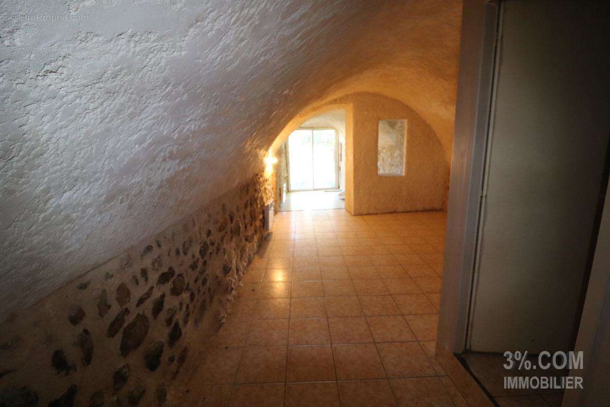 Maison à LIVRON-SUR-DROME