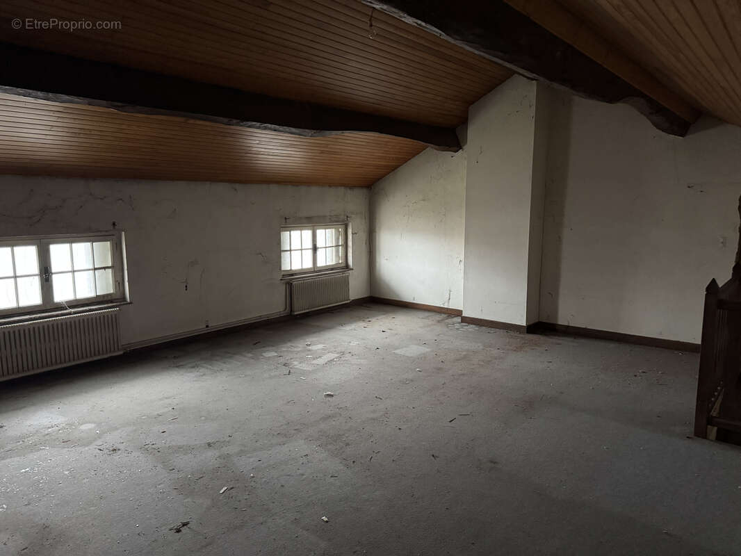 Appartement à SAINT-ANDRE-DE-CORCY