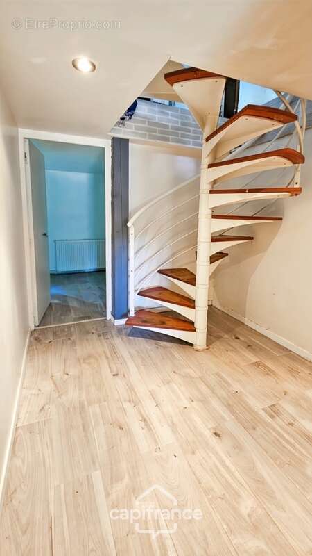  Charmante maison avec sous-sol aménagé et grand jardin à La Ferté-sous-Jouarre ! - photo 13