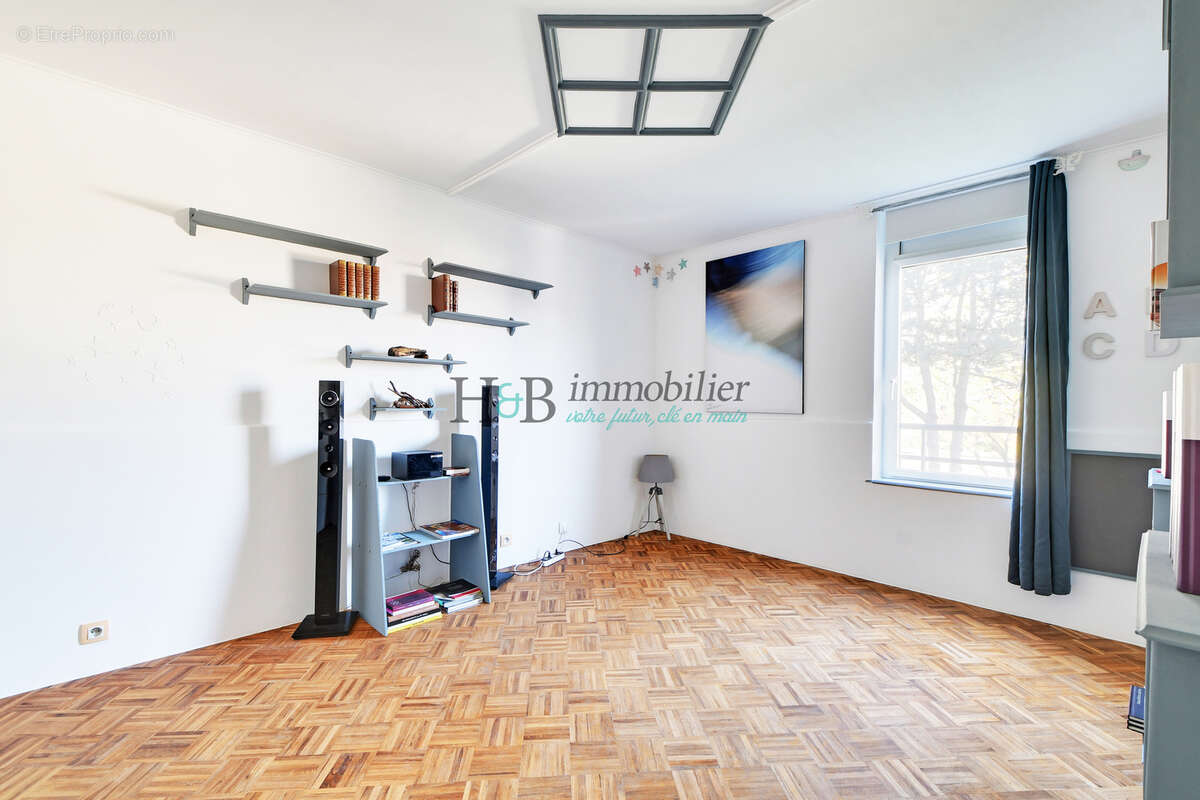 Appartement à MAISONS-ALFORT
