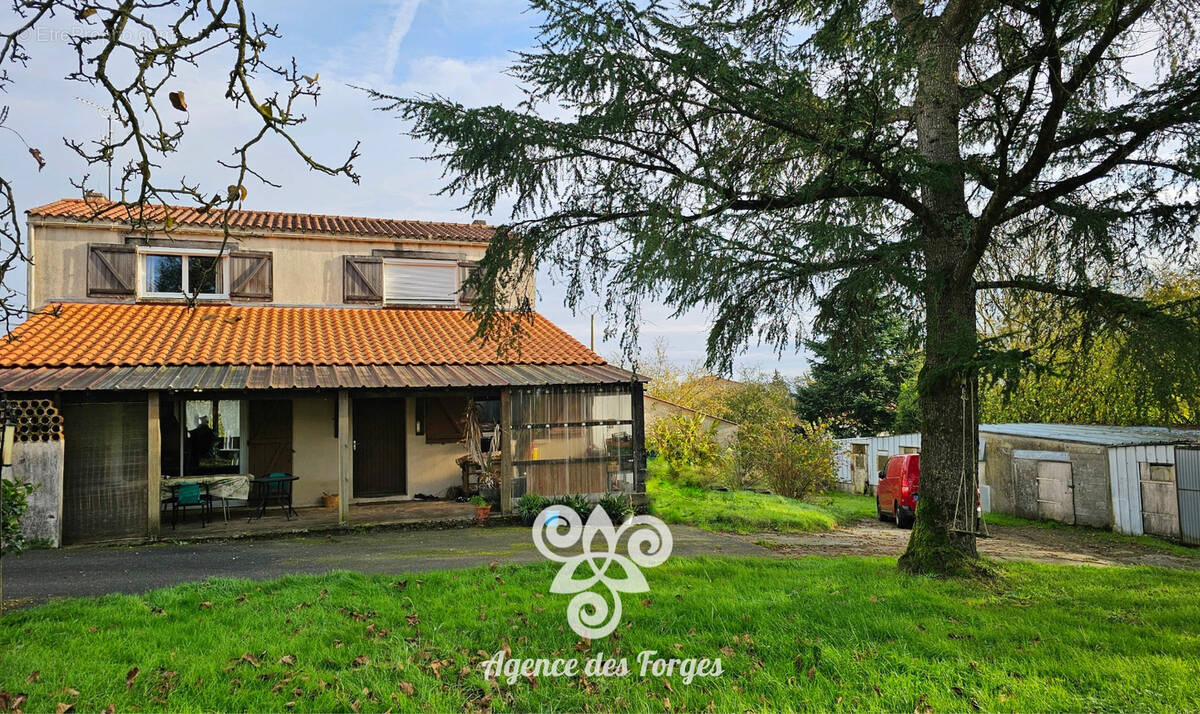 Maison à LA REGRIPPIERE