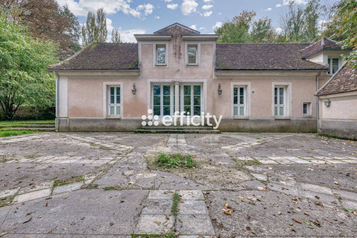 Maison à SAINTS