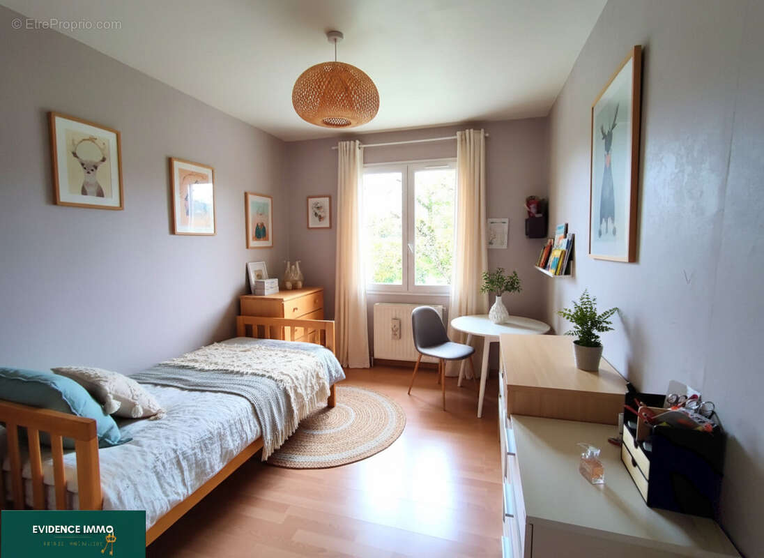 Maison à SALAGNON