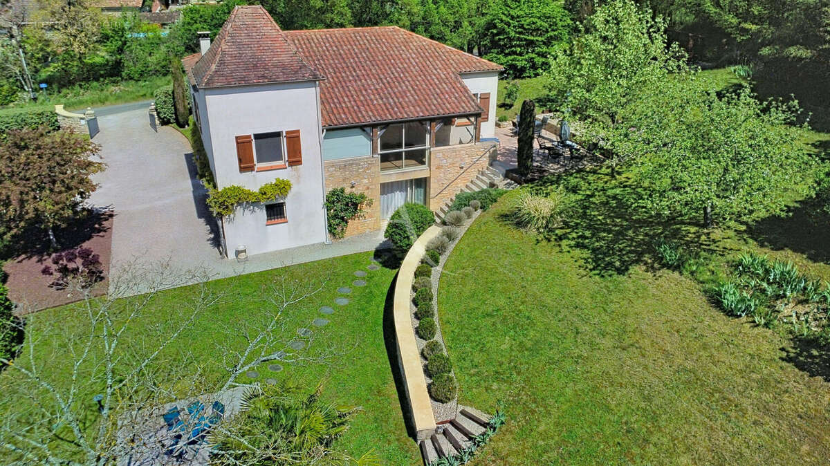 Maison à PRAYSSAC