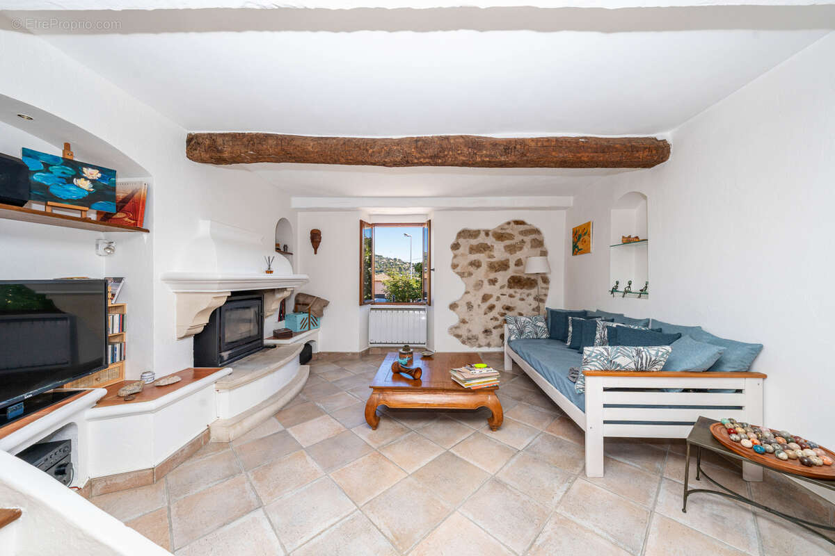 Maison à LA COLLE-SUR-LOUP