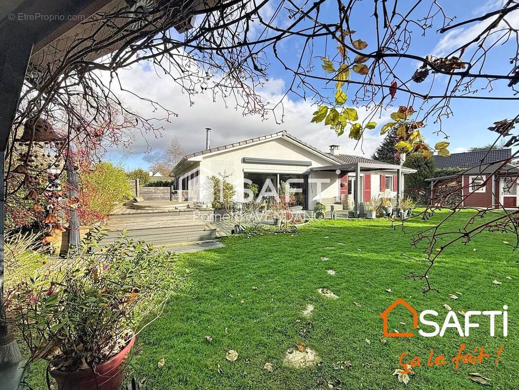 Photo 1 - Maison à LESIGNY