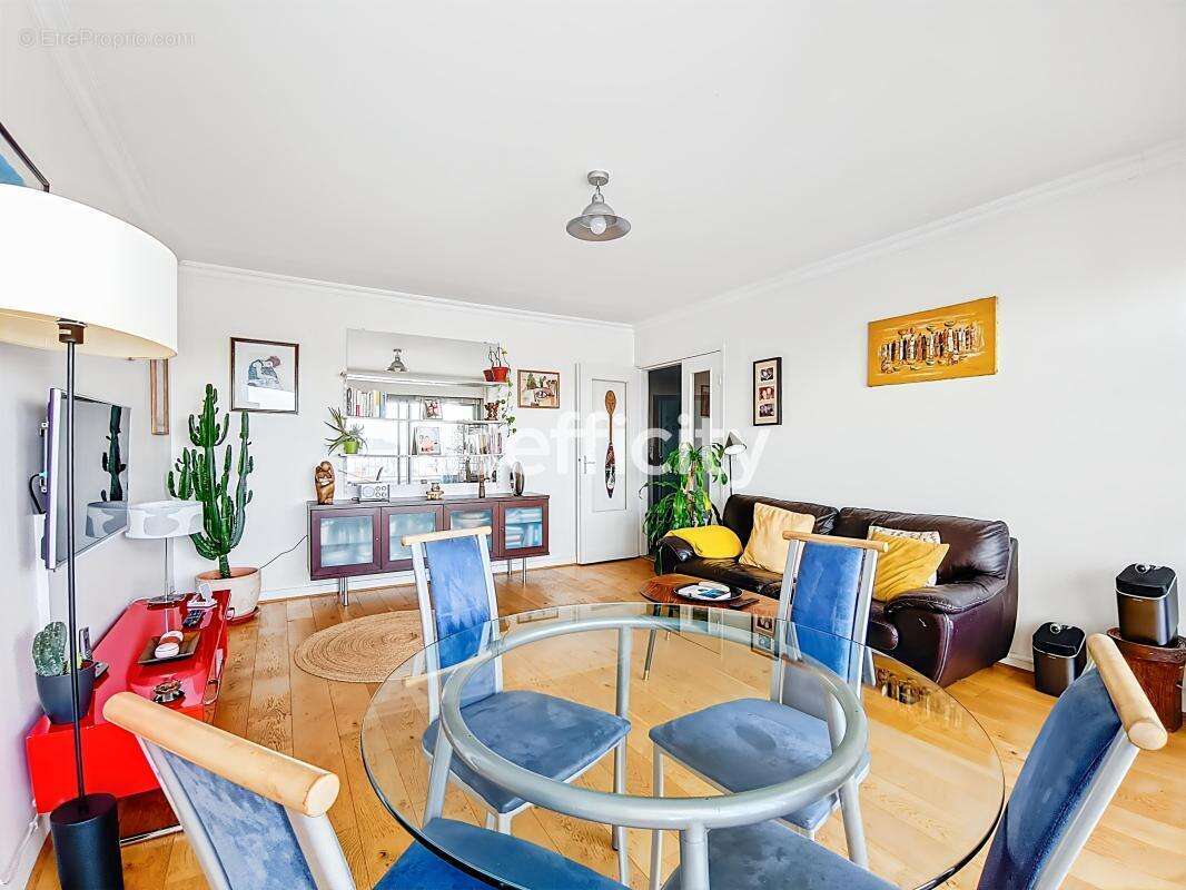 Appartement à SAINT-GRATIEN