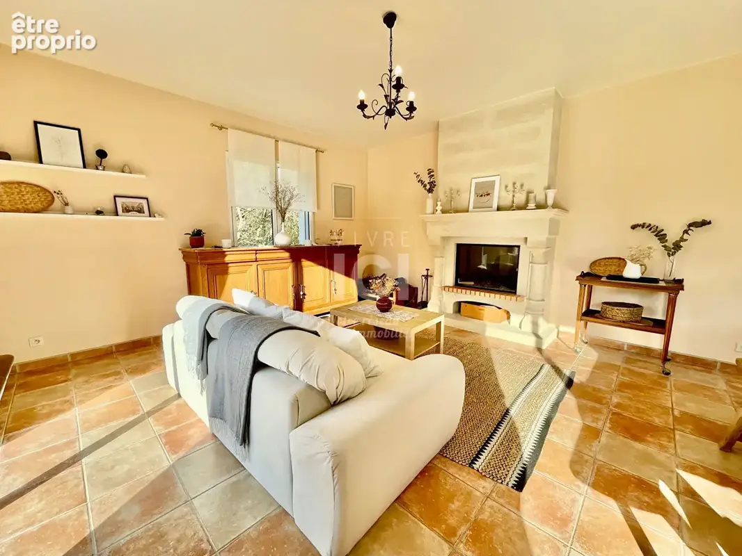 DEMEURE - La Chapelle Sur Erdre - 8 chambres - 311m² - photo 8