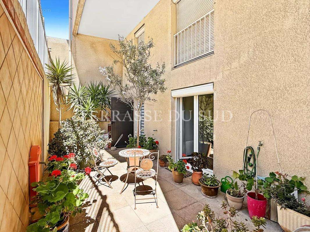Appartement à MARSEILLE-8E