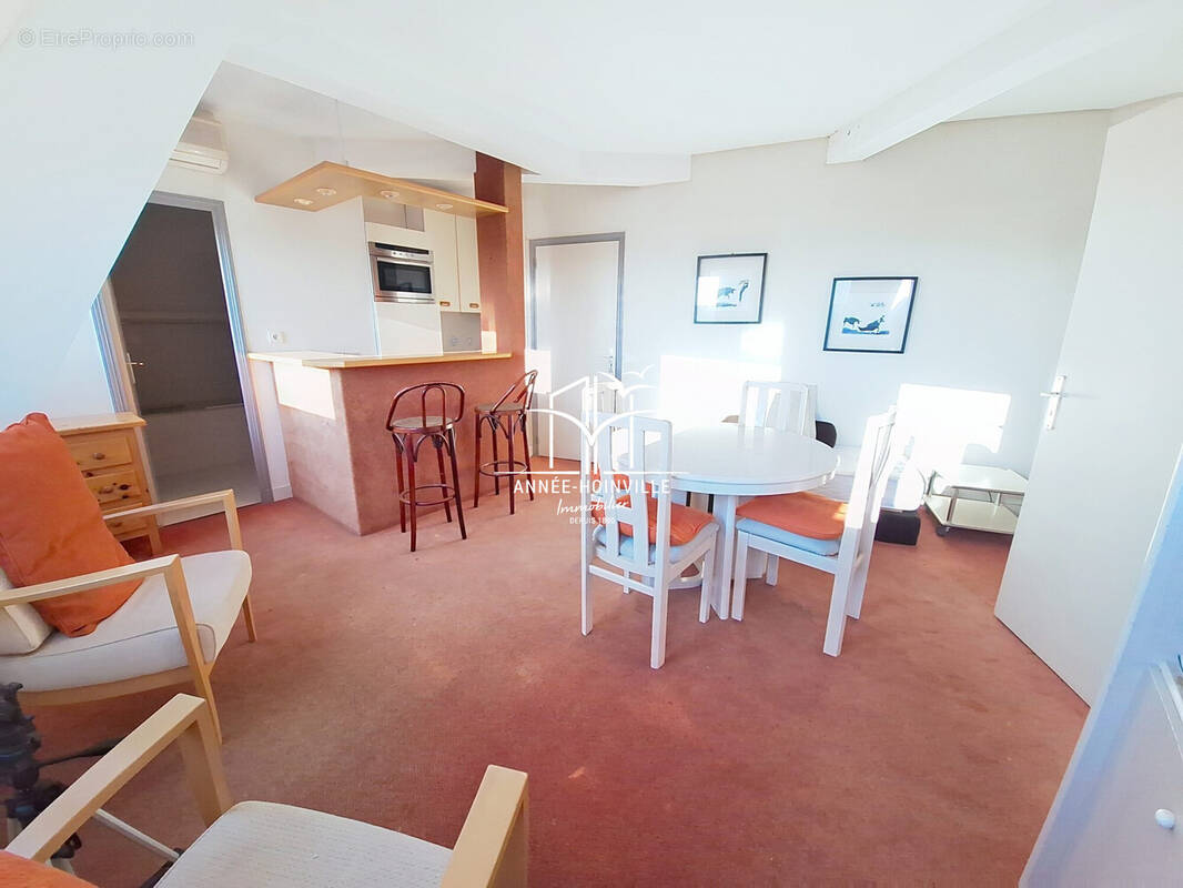 Appartement à BLONVILLE-SUR-MER