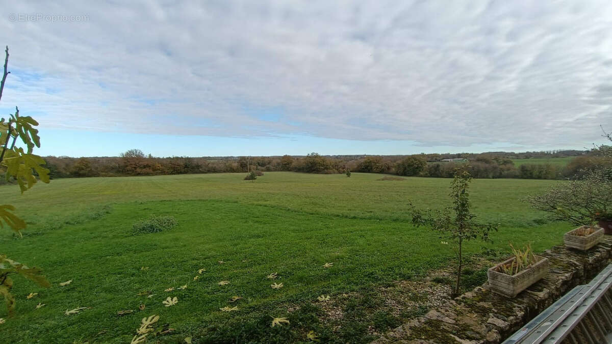 Maison à SAINT-CLAUD